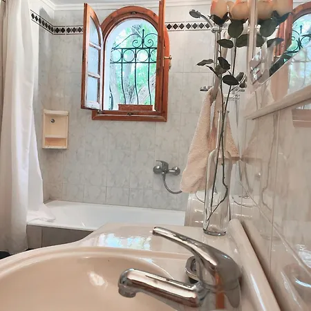 Spacious House, Ideal For Families Casa vacanze *