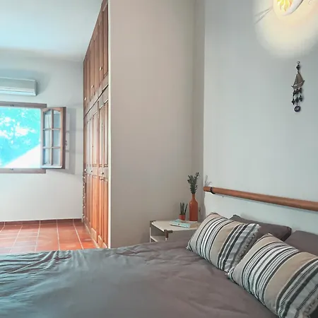 Spacious House, Ideal For Families Casa vacanze