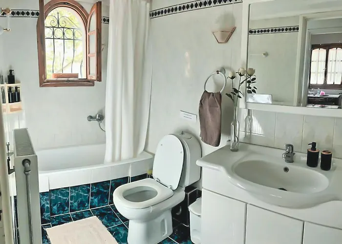 Spacious House, Ideal For Families *