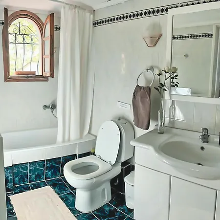 Spacious House, Ideal For Families *